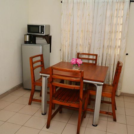 Hotel Flat 7 A And B Lagos Esterno foto